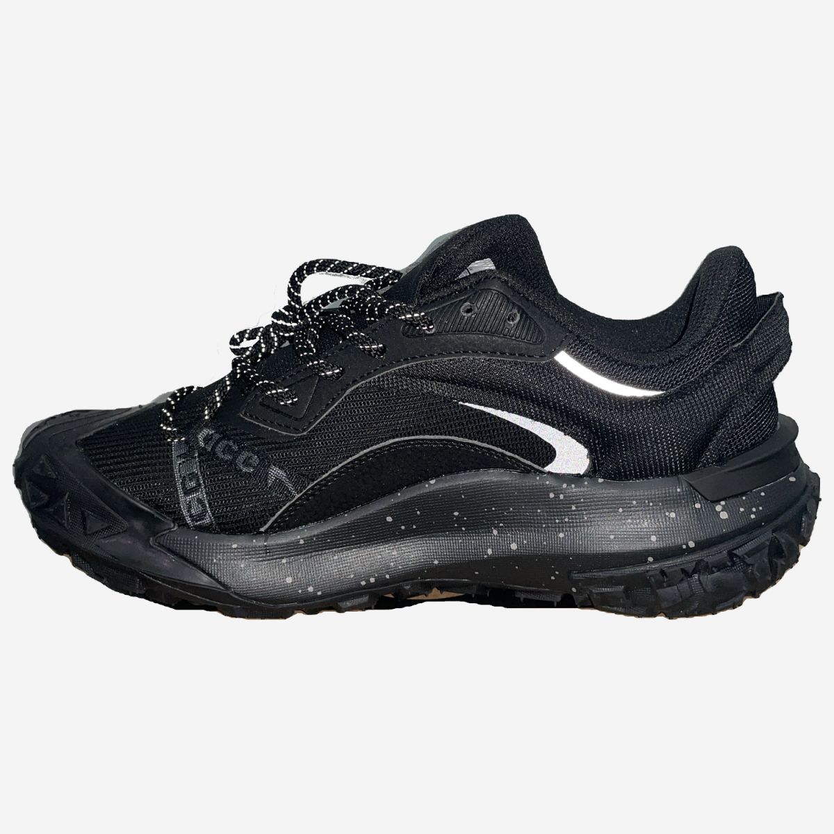 Кроссовки Nike ACG Mountain Fly 2 Low Plus Кроссовки Nike ACG Mountain Fly 2 Low Plus