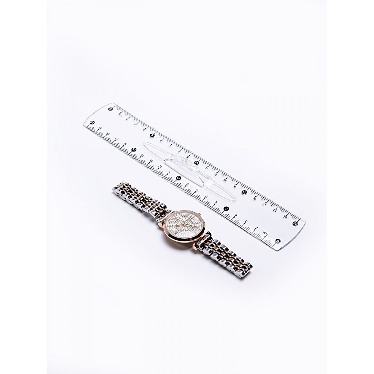Наручные часы Emporio Armani T-Bar 32мм белый со стразами Наручные часы Emporio Armani T-Bar 32мм белый со стразами